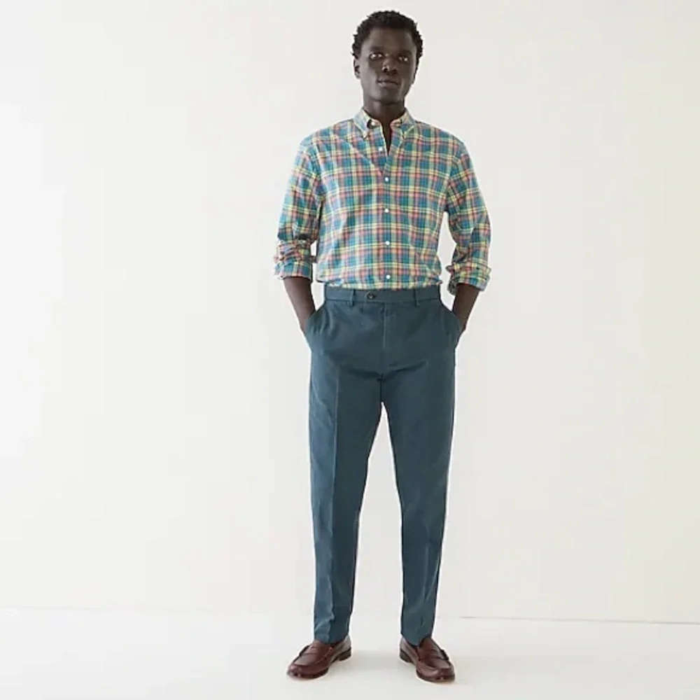 J Crew  Garment-dyed cotton-linen chino suit pant AX271